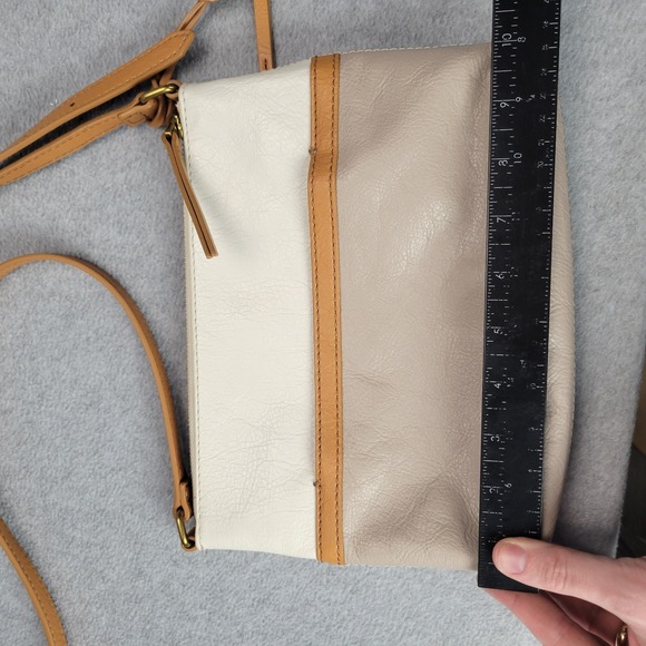 Fossil Fiona Gray White Cowhide Leather Small East West Crossbody Bag - Picture 5 of 15